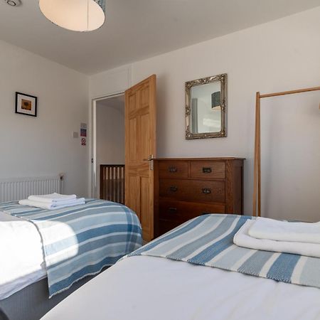 Port View House 3-Bedroom Self Catering Family Home With Garden Near Cardiff Exterior foto