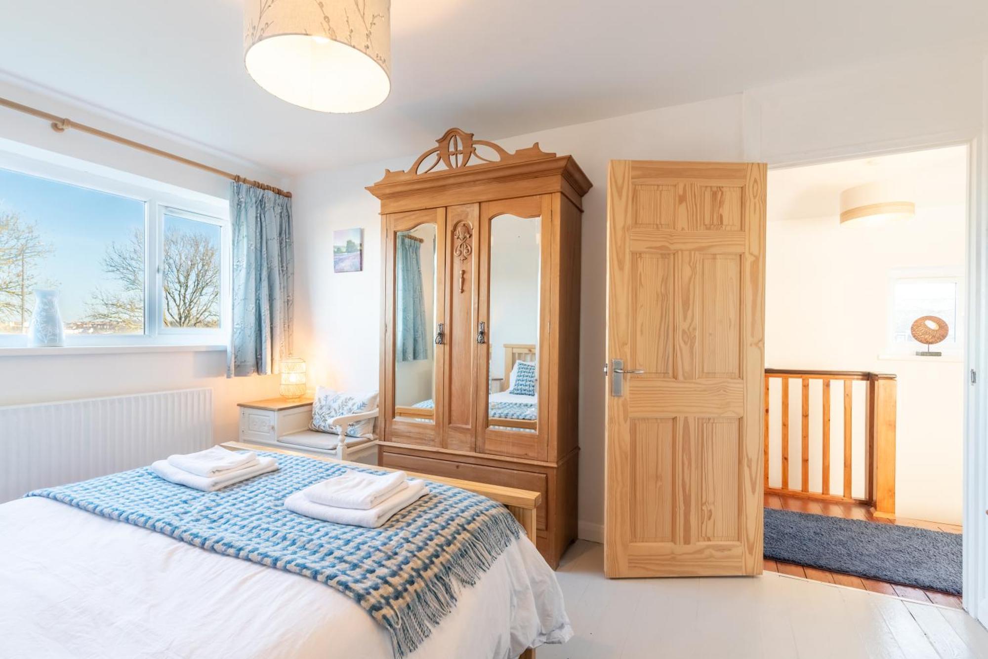 Port View House 3-Bedroom Self Catering Family Home With Garden Near Cardiff Exterior foto