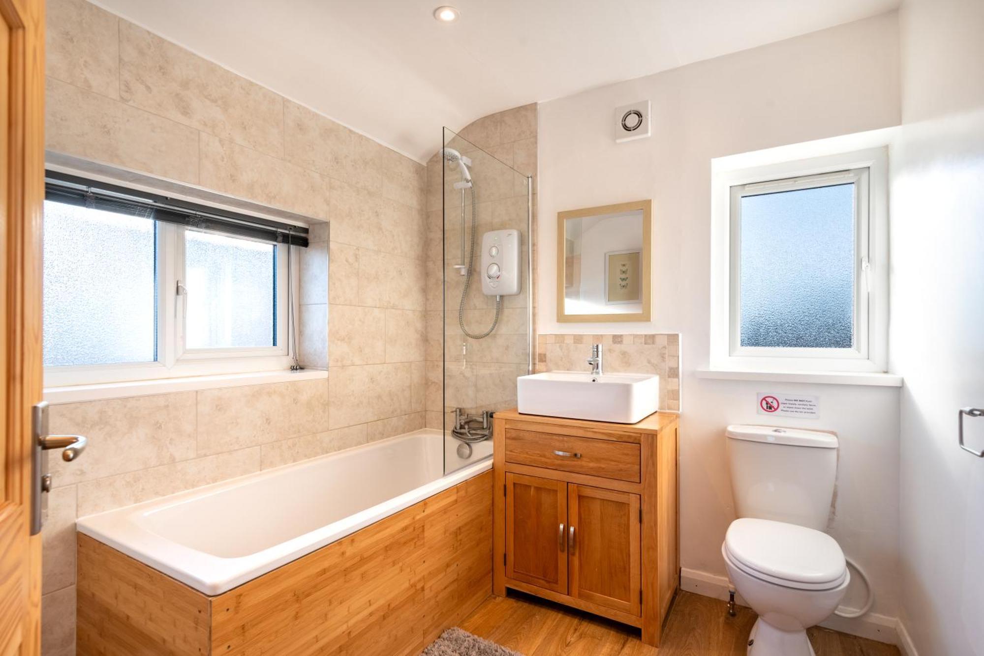 Port View House 3-Bedroom Self Catering Family Home With Garden Near Cardiff Exterior foto